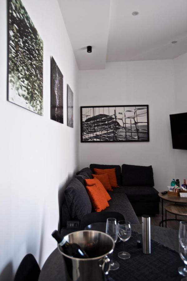 Scugnizzo Apartment Luxury Home Naples Exterior photo